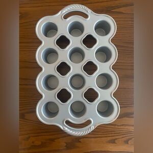 Nordic Ware Silver Mini Popover Pan